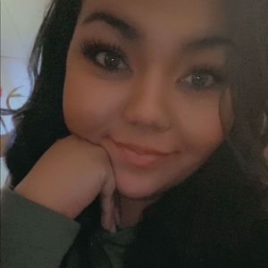 Meet your Posher, Keisha